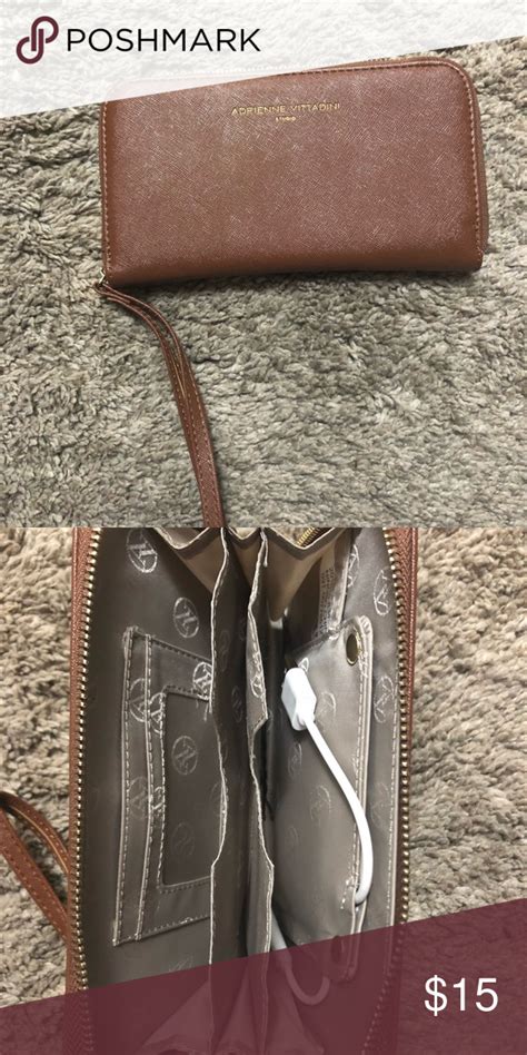 adrienne vittadini studio charging wallet with rfid protection|Adrienne Vittadini charger review.